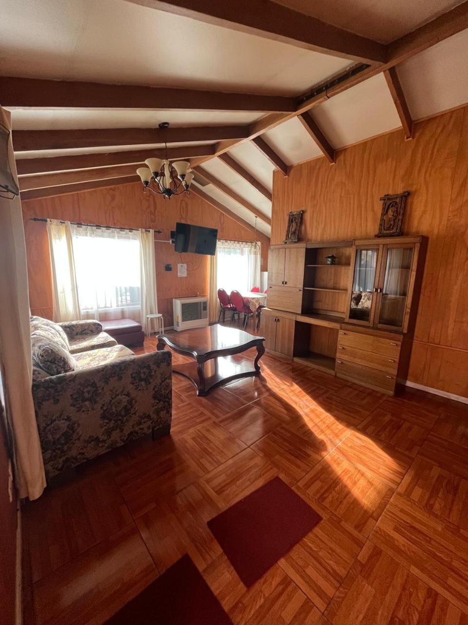 Cabanas Espanol Coyhaique Eksteriør billede